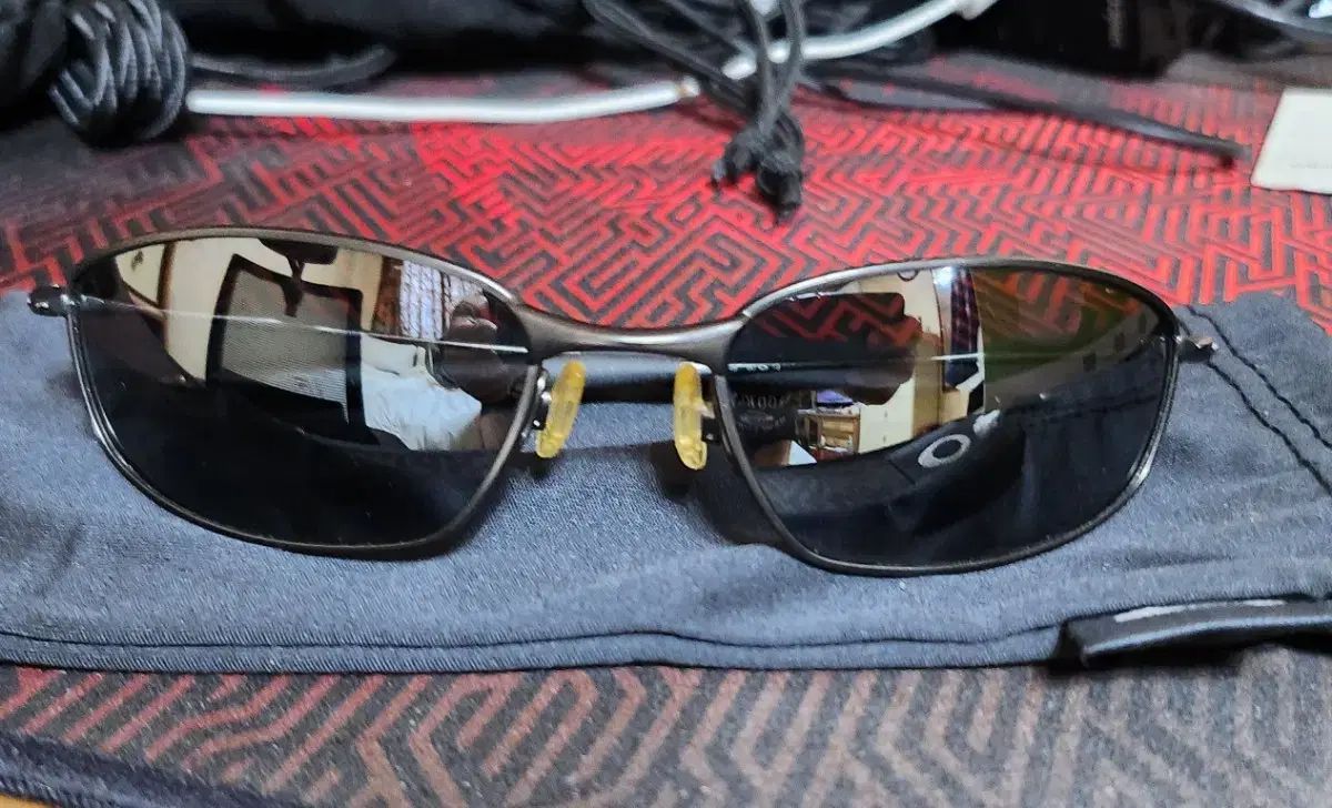 オークリー サングラス ウィスカー2005