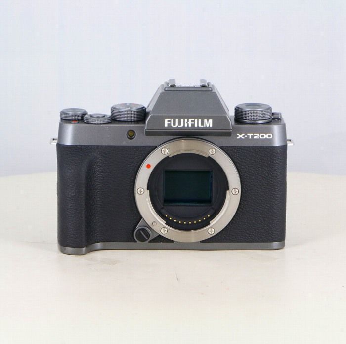 中古】(フジフイルム) FUJIFILM X-T200 ダークシルバー ボディ - メルカリ