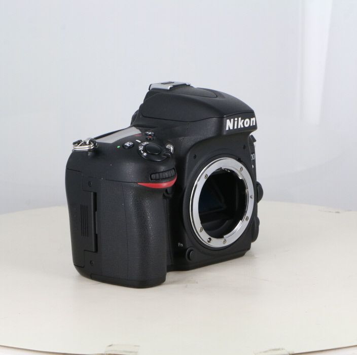 中古】(ニコン) Nikon D600 ボディ - メルカリ