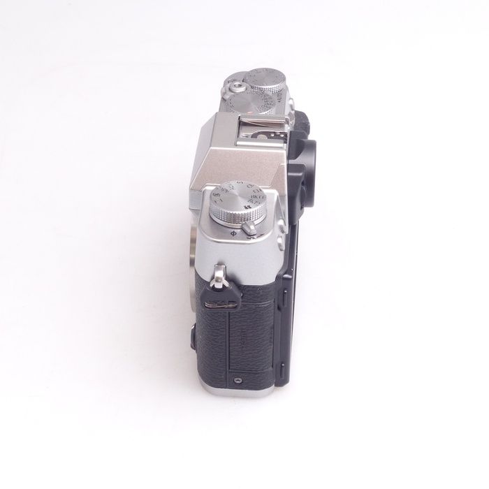 中古】(フジフイルム) FUJIFILM X-T30 IIシルバー ボデイ - メルカリ