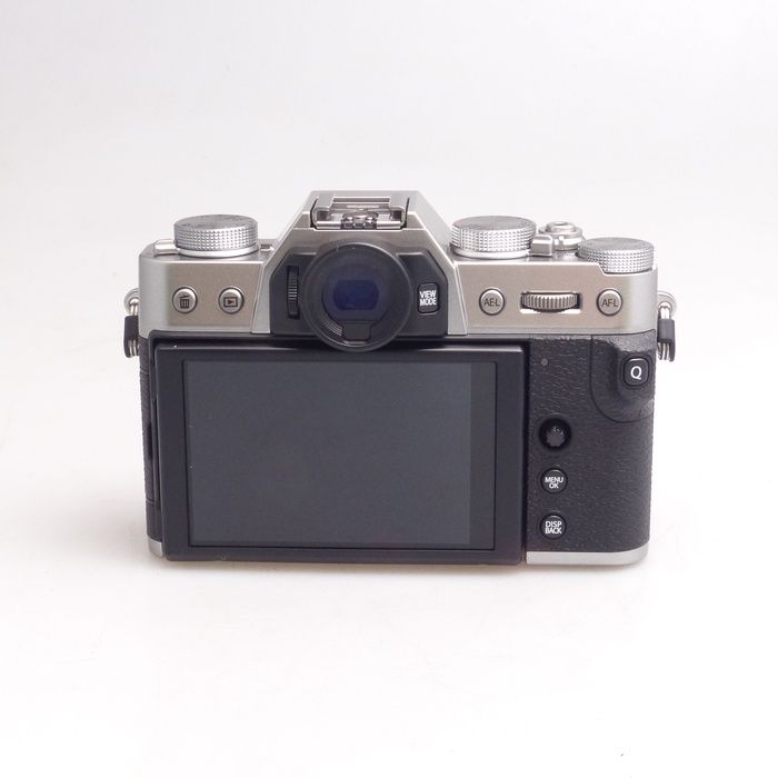  フジフイルム X T 30 IIシルバー ボデイ その他 カメラ