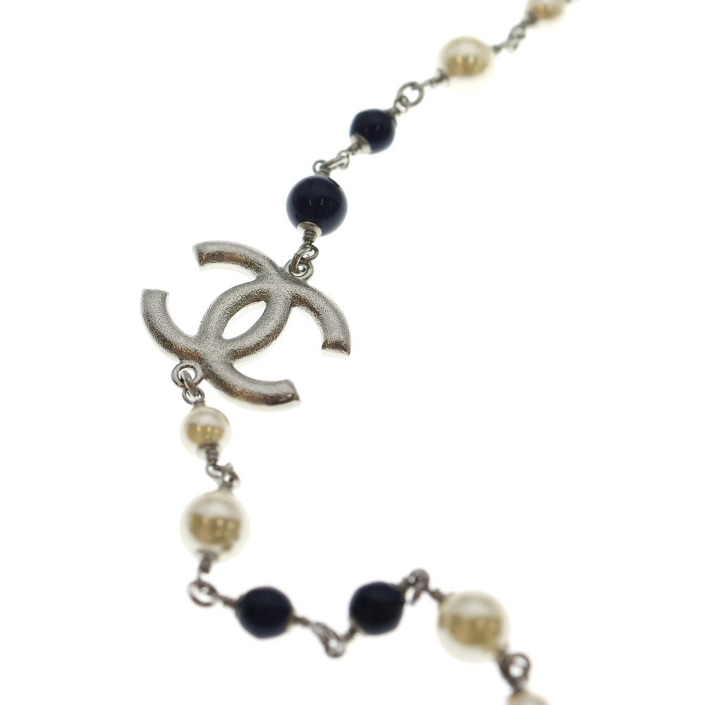  CHANEL シャネル ココマーク フェイクパールロングネックレス ペンダント チェーン ネイビー ホワイト シルバー金具 その他 ヘアアクセサリー