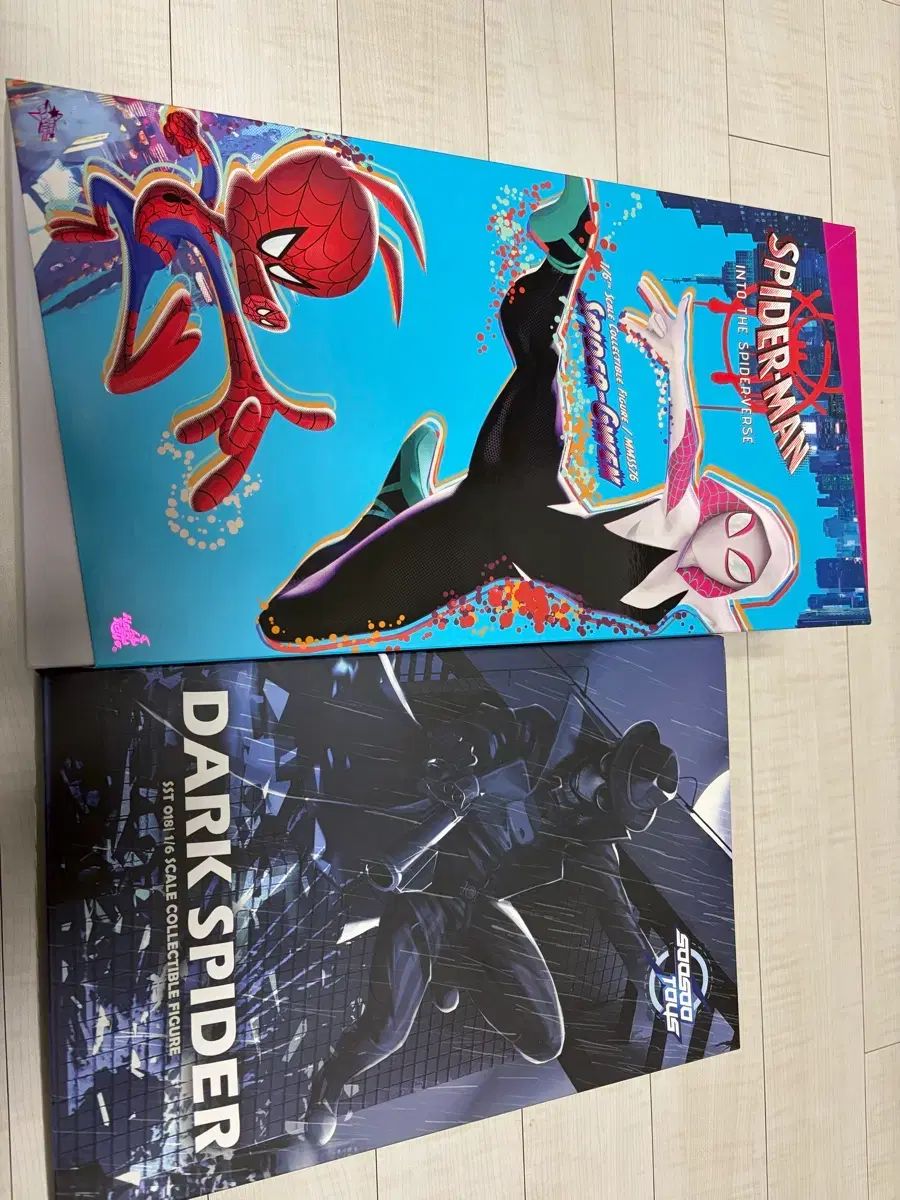 ホットトイズ グウェン スーパートイズ ブラック スパイダー ノワール