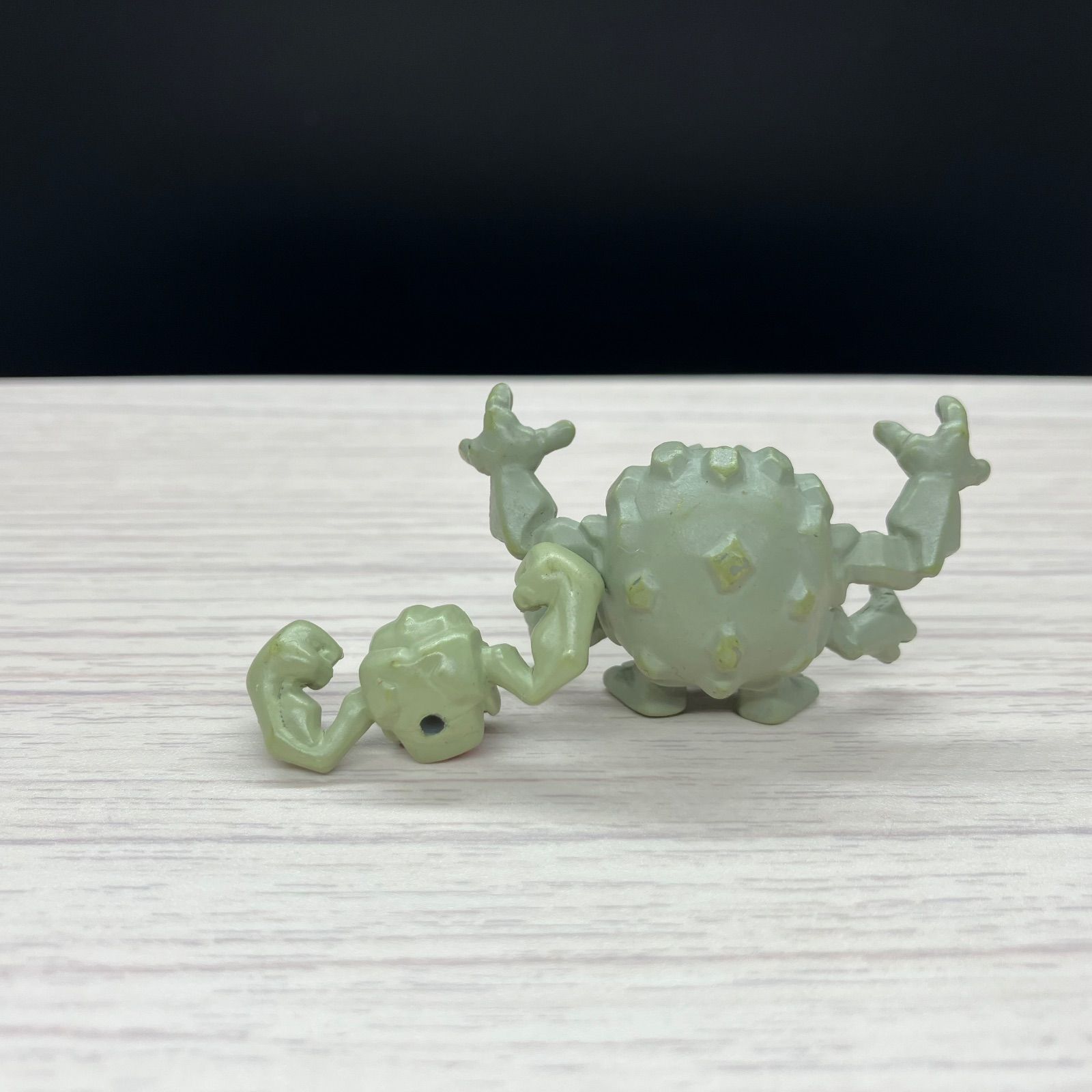 立体ポケモン図鑑 イシツブテ ゴローン ゴローニャ 【A-3 ポケモン