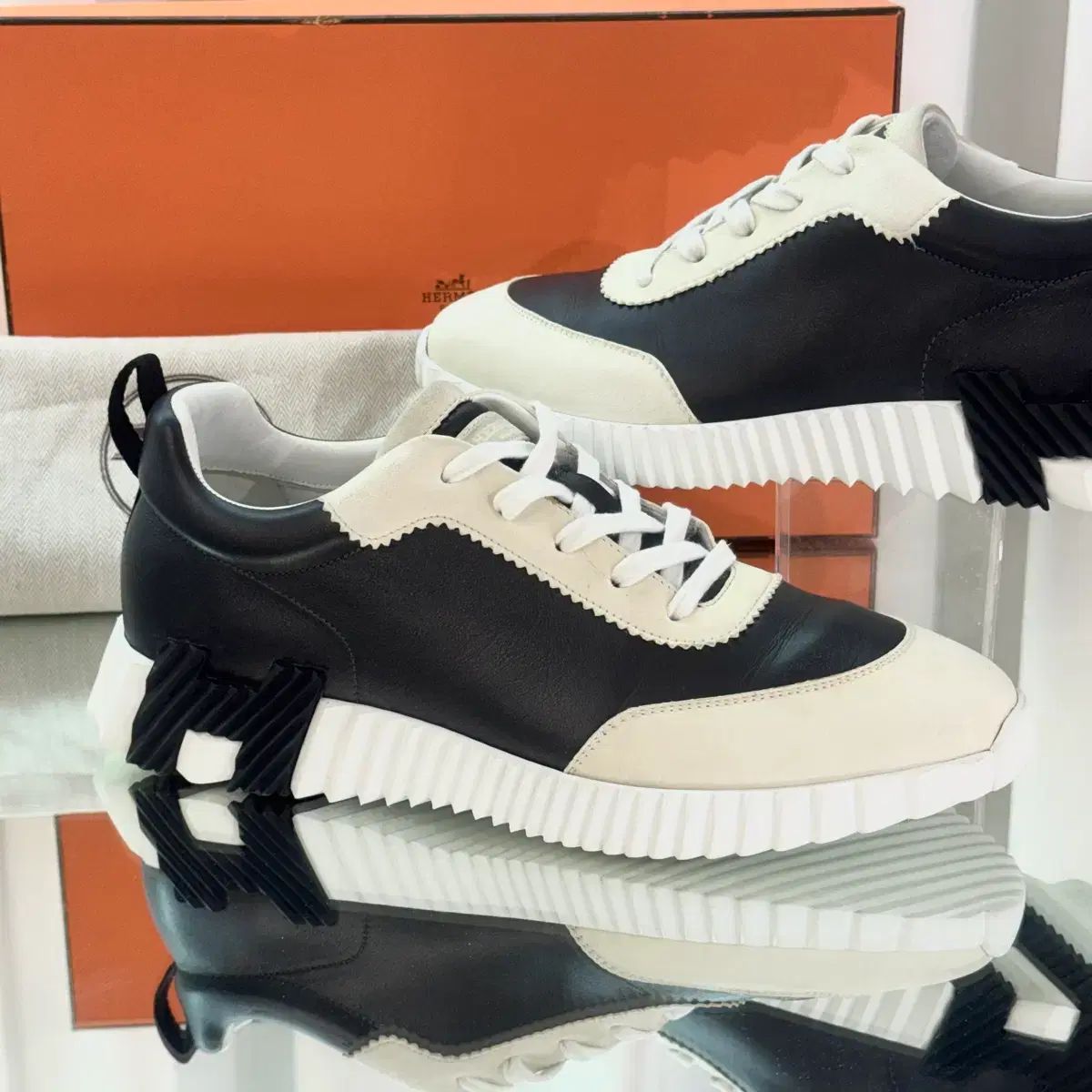 エルメス　バウンシング　スニーカー　42 1/2 42サイズ ほぼ新品 Hermes エルメス バウンシング カーフスキン