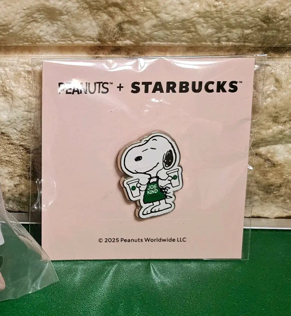 スターバックス カード スヌーピー PIN未削り PEANUTS STARBUCKS