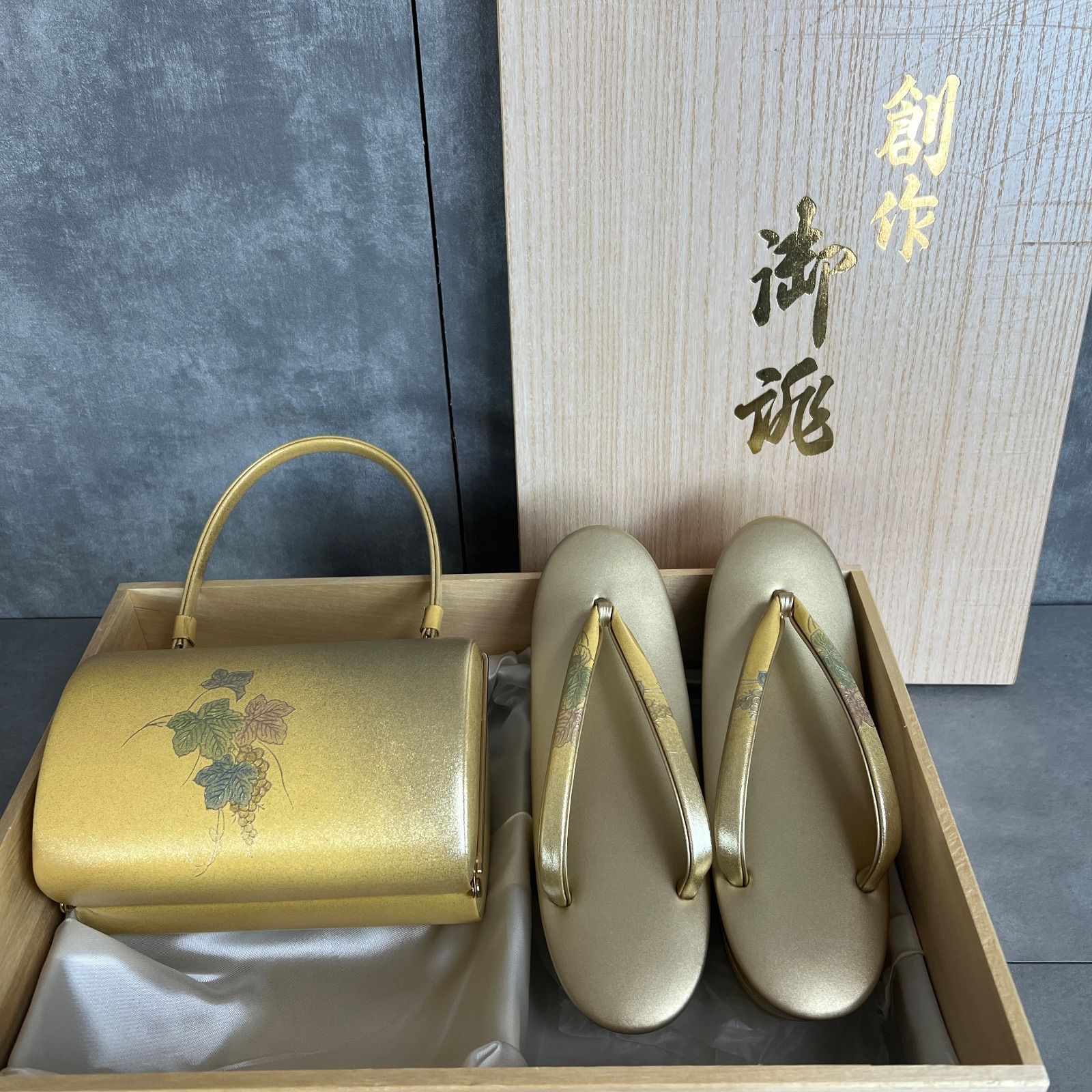 フォローで割引 ♥ ゴールド系 エナメル 合皮 レザー レディース草履 バッグ セット 女性 和装 和服 礼装 成人式 振袖 卒業式 入学式 冠婚葬祭 式典 結婚式 靴 鞄 ハンドバッグ ポーチ 05