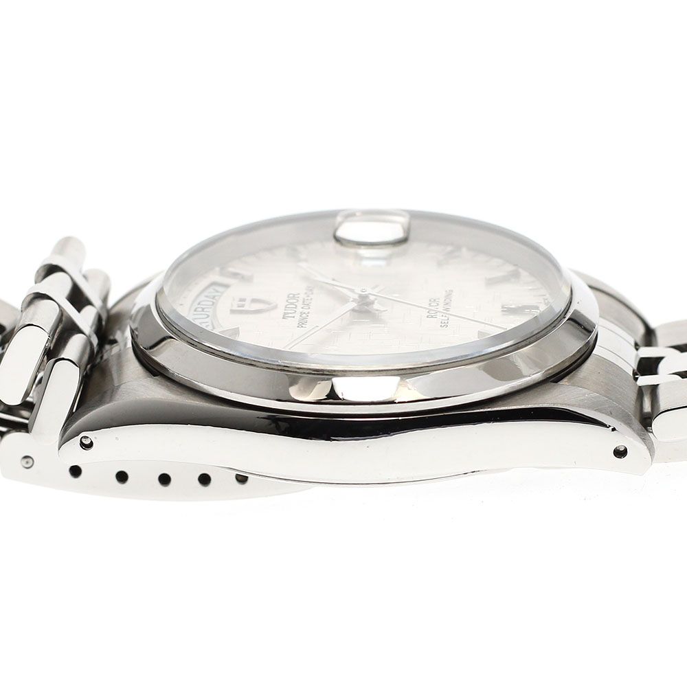 チュードル TUDOR