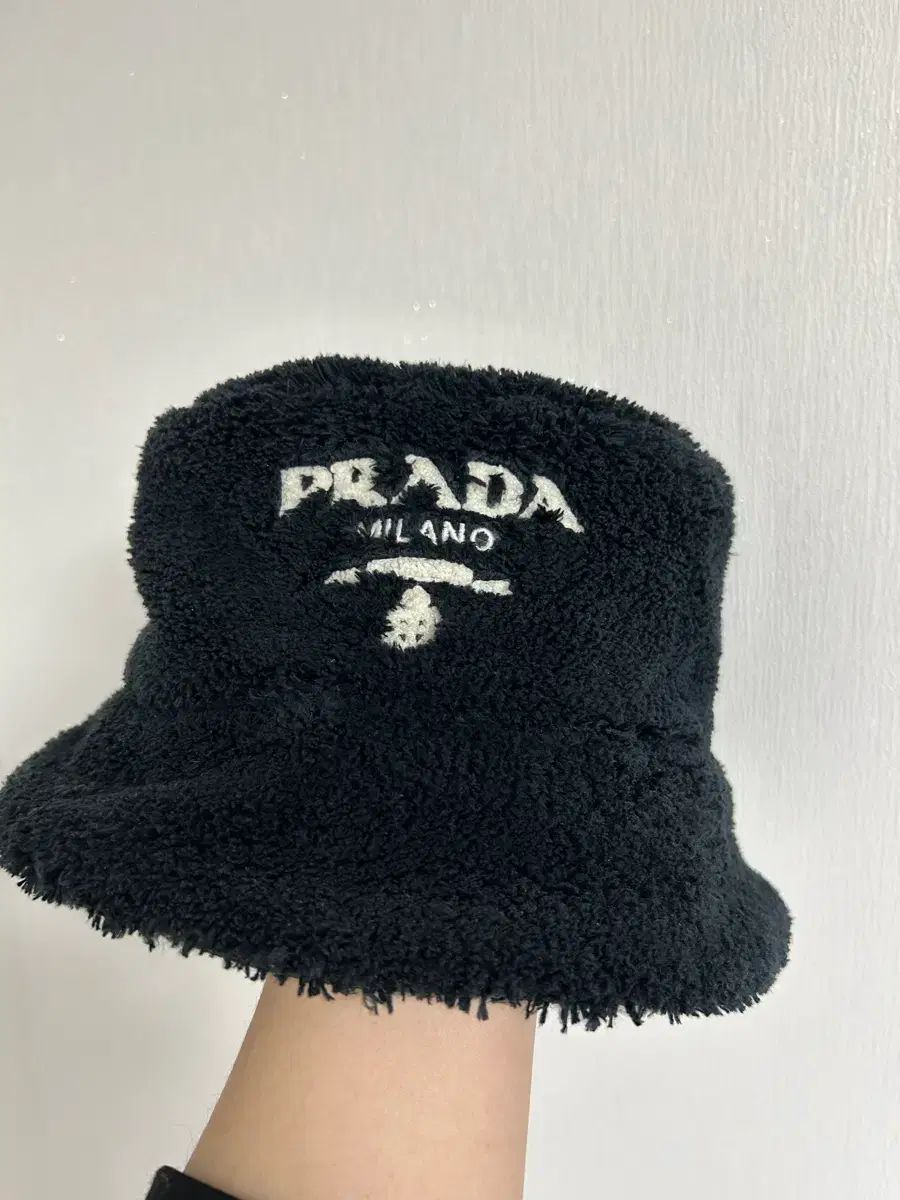 プラダ バケットハット ウール帽子