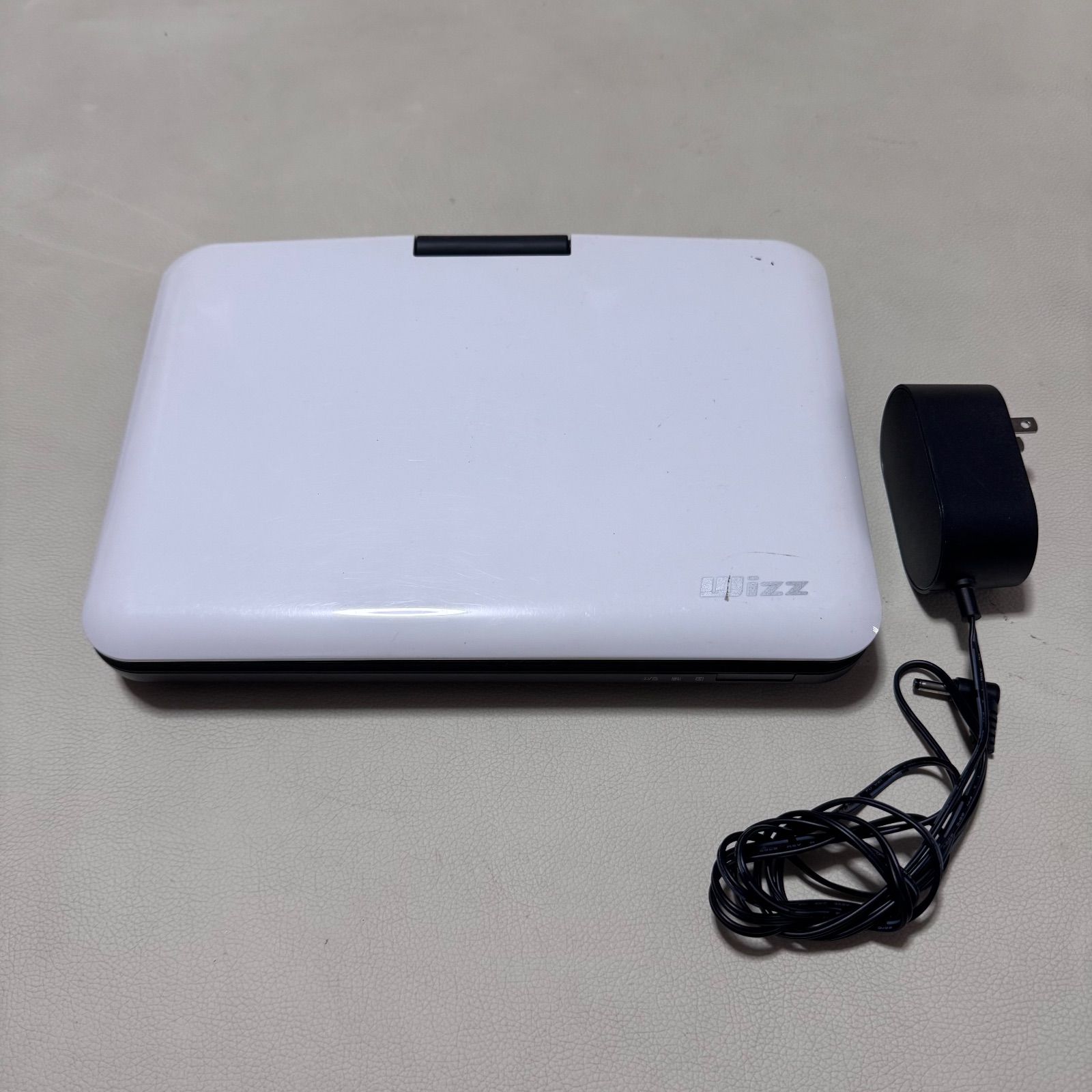 Wizz DV-PW1040 10.1インチポータブルDVDプレーヤー 動作確認済 - メルカリ