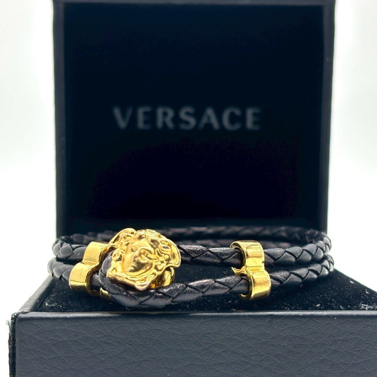 ゴールド金具 ヴェルサーチェ