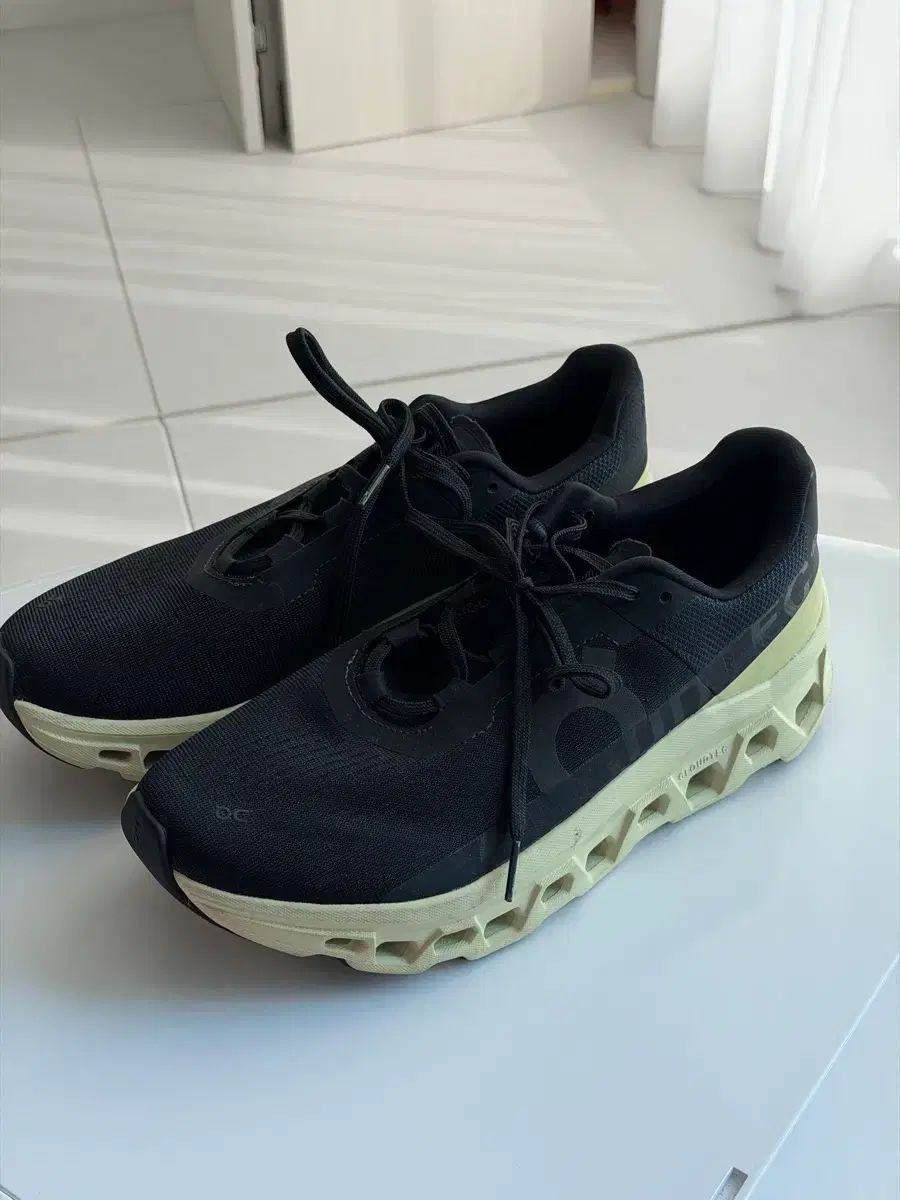 オンラニング ク라우ドラウ MONSTER 270 1回 着用