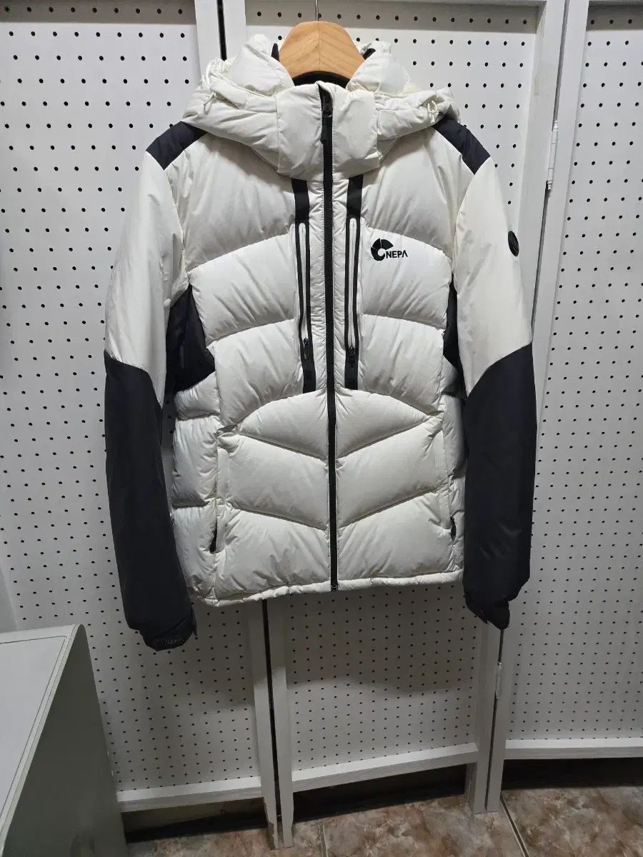 Nintendo Switch Lite -Hyrule Edition[美品] STEEL BALL RUN 全16巻セット ストア Amazon.com: STEEL BALL RUN