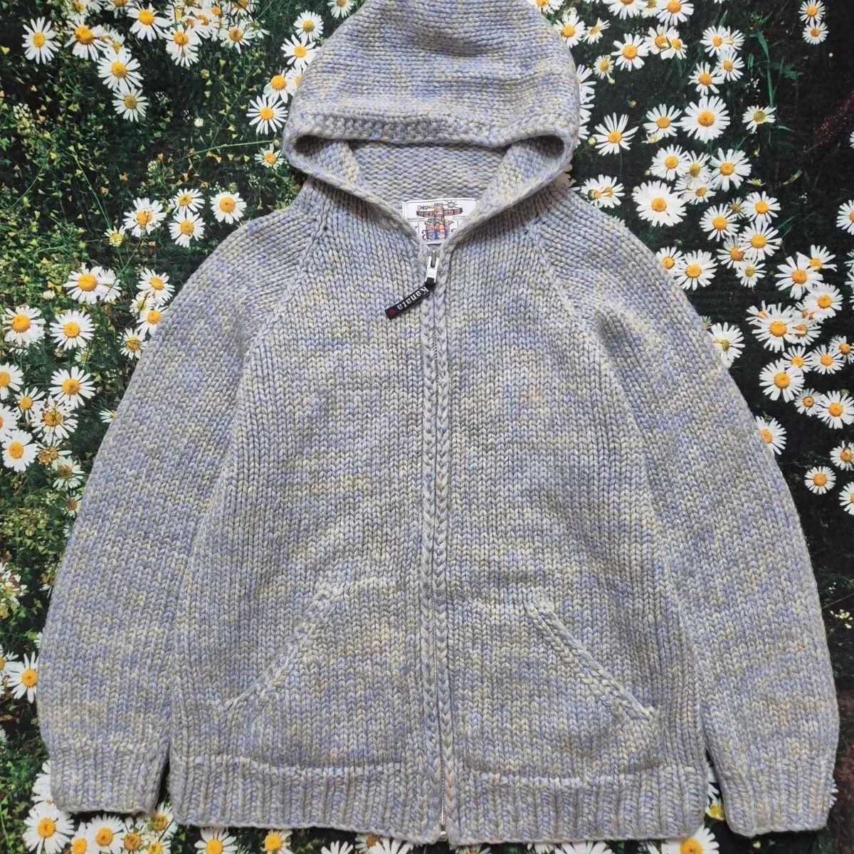 KANATA カナダ カナタ WHO カウチン L XL