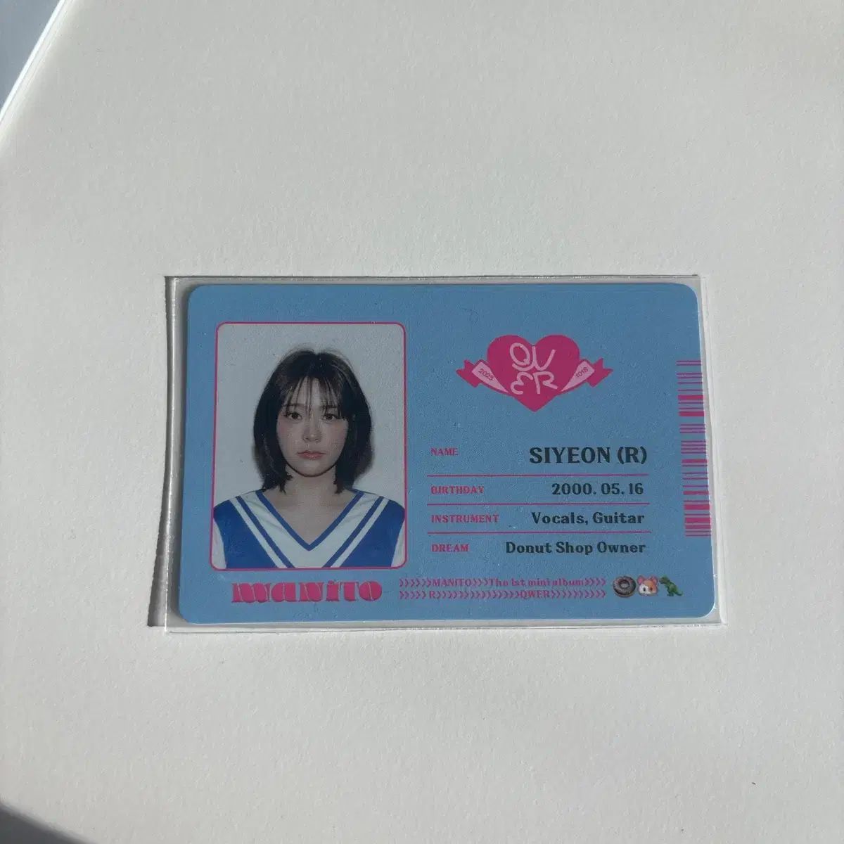 QWER シーヨン 麻 マニト トゥー トレカ - メルカリ