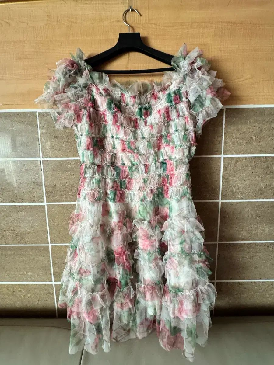 フラワー スフォン シャーリング ONE PIECE