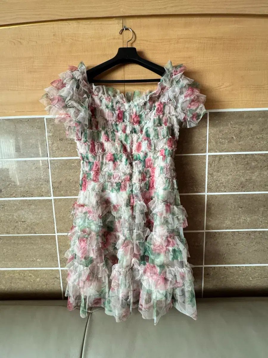 フラワー スフォン シャーリング ONE PIECE