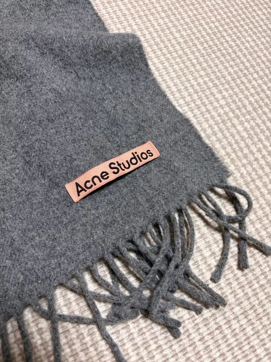 Acne Studios マフラー グレー系 ウール Acne Studios（アクネストゥディオズ）マフラー グレー サイズ