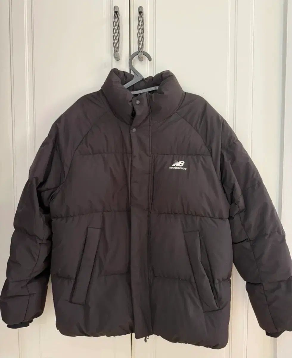 ニュー ンス 黒 ショートダウン