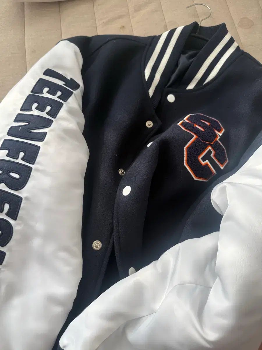 STAYC FIRST WORLD TOUR スタジャン