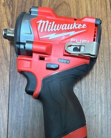 電動インパクトレンチ1 2インチmilwaukee