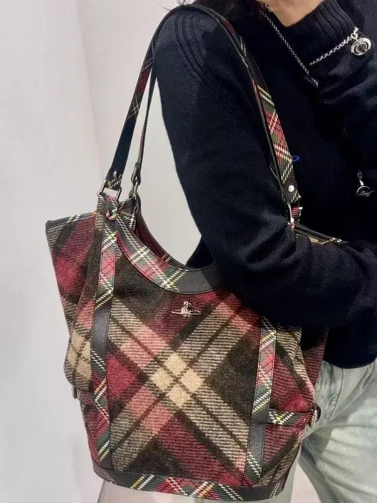 VIVIENNE WESTWOOD レディース トートバッグ レッドチェック柄 バッグ ショルダーバッグ