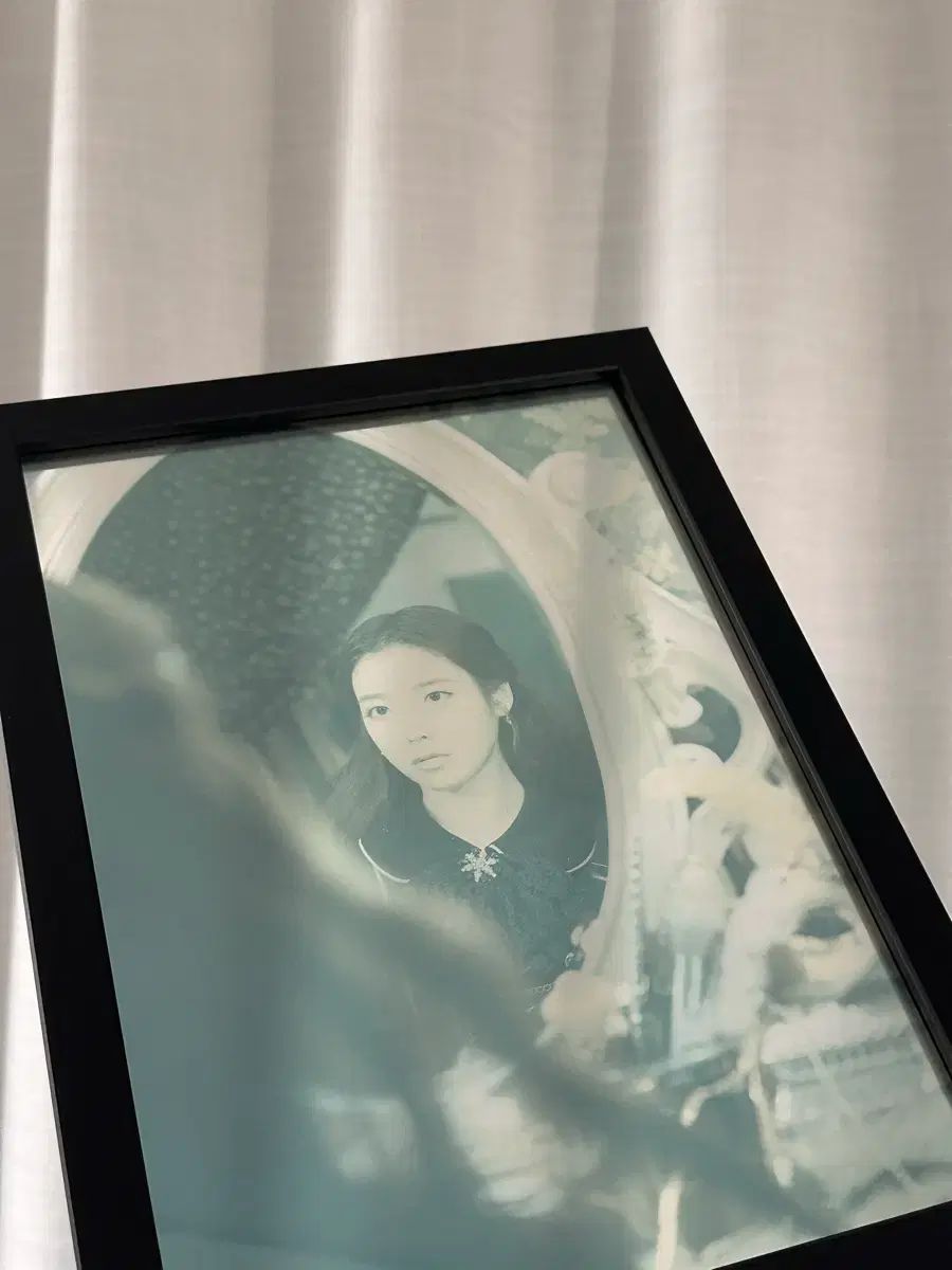 IU 2018 アークス アクリル 写真 フォト PHOTO フレーム ブラック