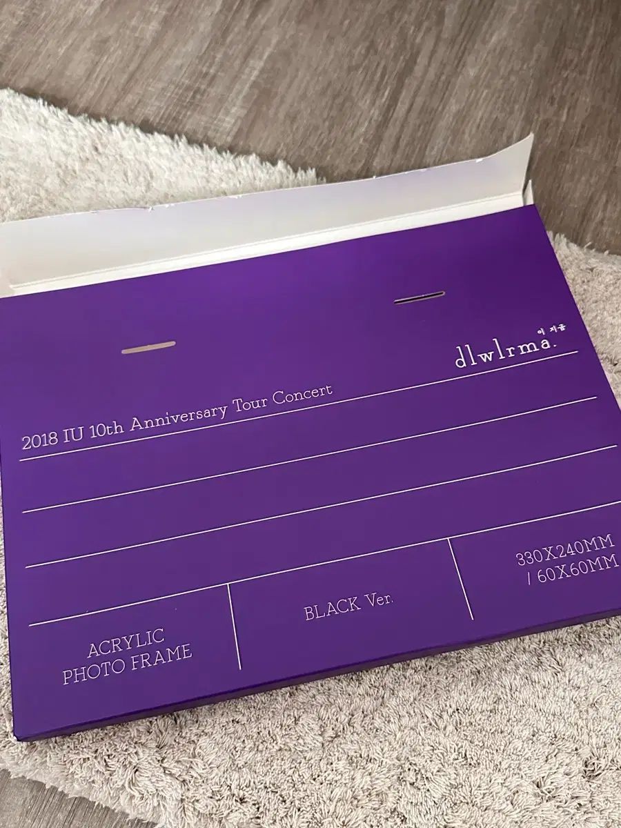 IU 2018 アークス アクリル 写真 フォト PHOTO フレーム ブラック