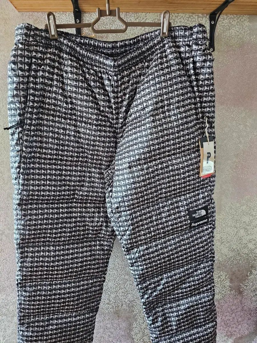 XL シュプリーム x THE NORTH FACE ザノースフェイス スタッズ Nuptse ヌプシ パンツ ブラック 21 SS