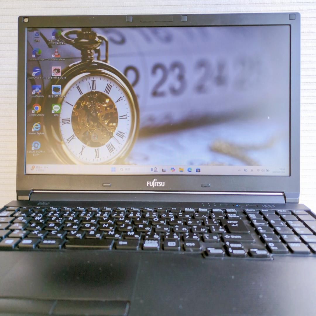 富士通 黒 ノートパソコン windows11 8GB SSD512GB - メルカリ