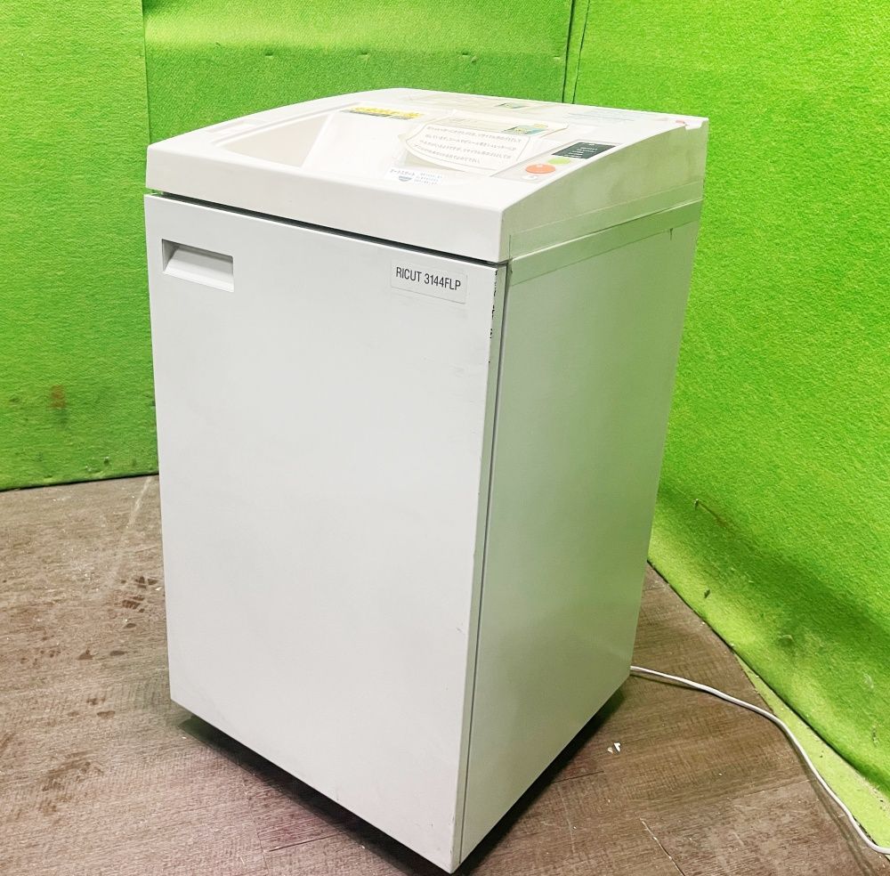 動作良好です 業務用シュレッター RICUT リコー 3144 FLP クロスカット方式 最大細断数A 4 AC 100 15 A C 1565