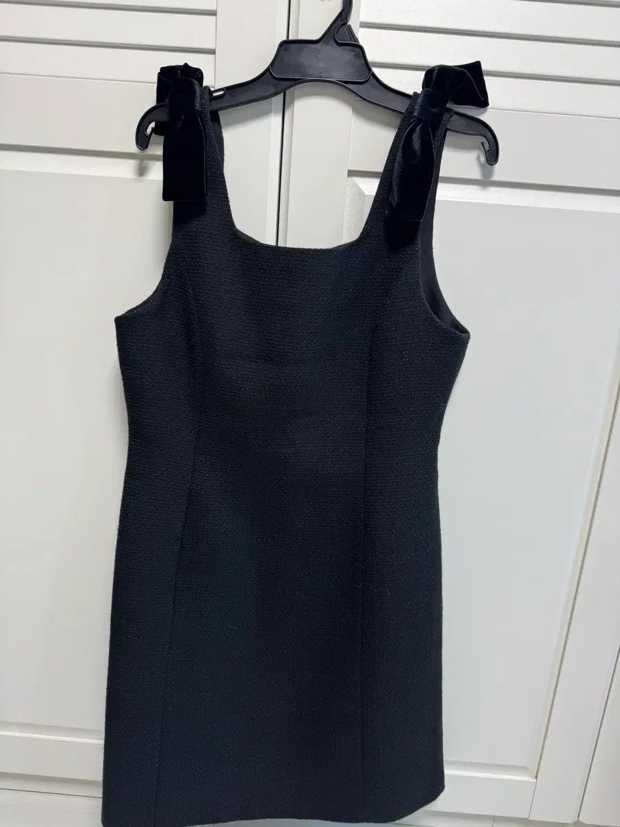  ROEM ツアーベルベット リー リボン ミニ ONE PIECE 長袖 七分袖 ミニワンピース