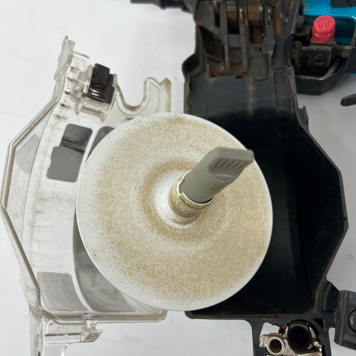  〇〇MAKITA マキタ 高圧エア釘打 65 mm AN 636 H ブルー 本体のみ 電動工具セット 回転ブラシ 釘打機 エアーツール