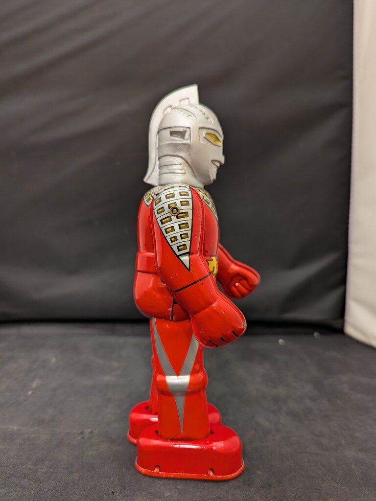 ゼンマイ歩行 ウルトラセブン