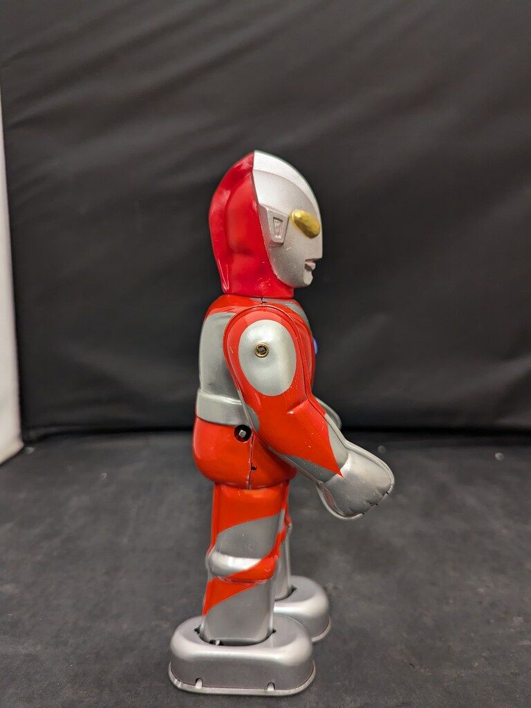 ビリケン商会 ゼンマイ歩行ブリキ ウルトラマン 240mm - メルカリ