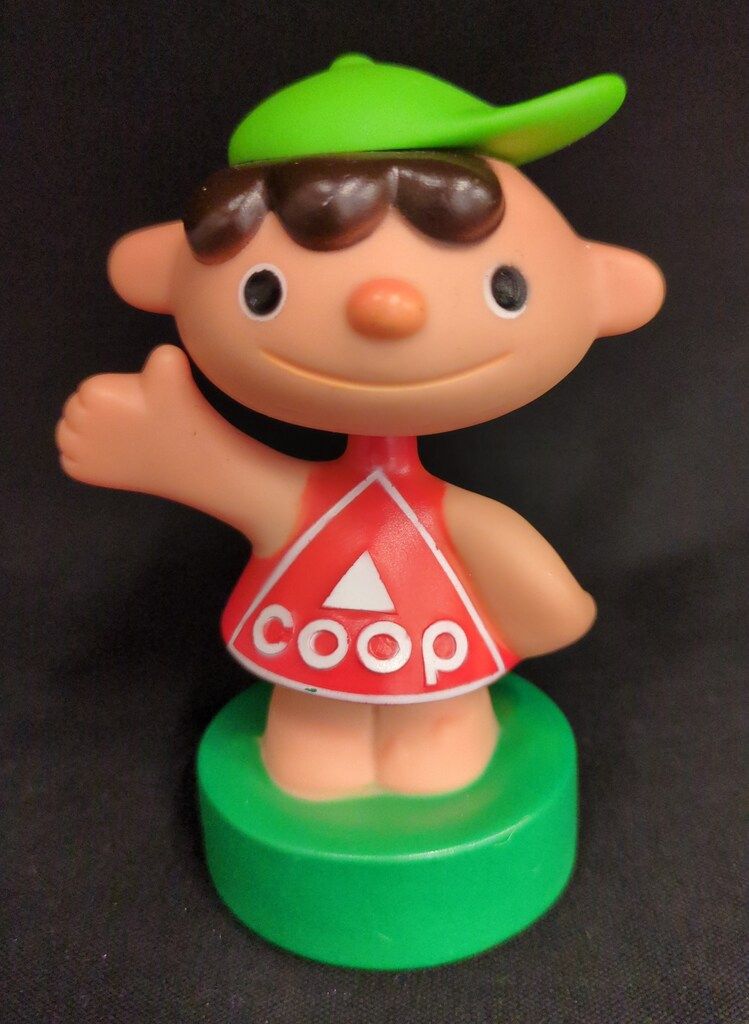 COOP 貯金箱 コープくん 110mm - メルカリ