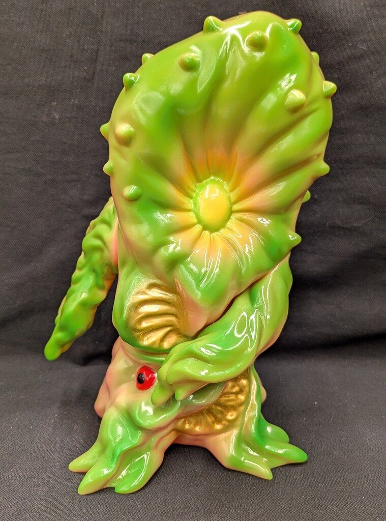 M1号 世紀の大怪獣ウルトラQウルトラマン グリーンモンス(ピンク成型