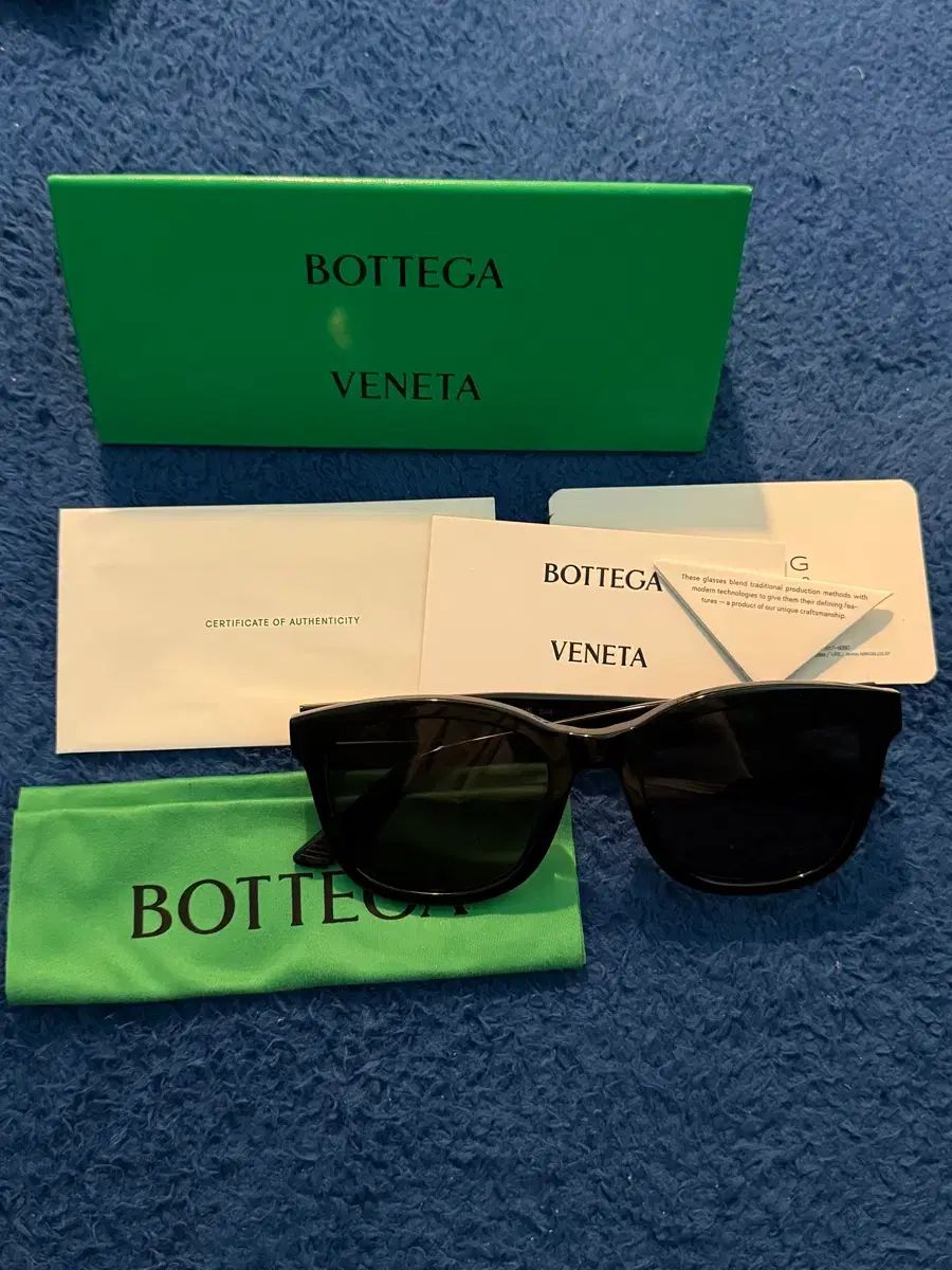 BOTTEGA VENETA ボッテガ ヴェネタ サングラス ユニセックス