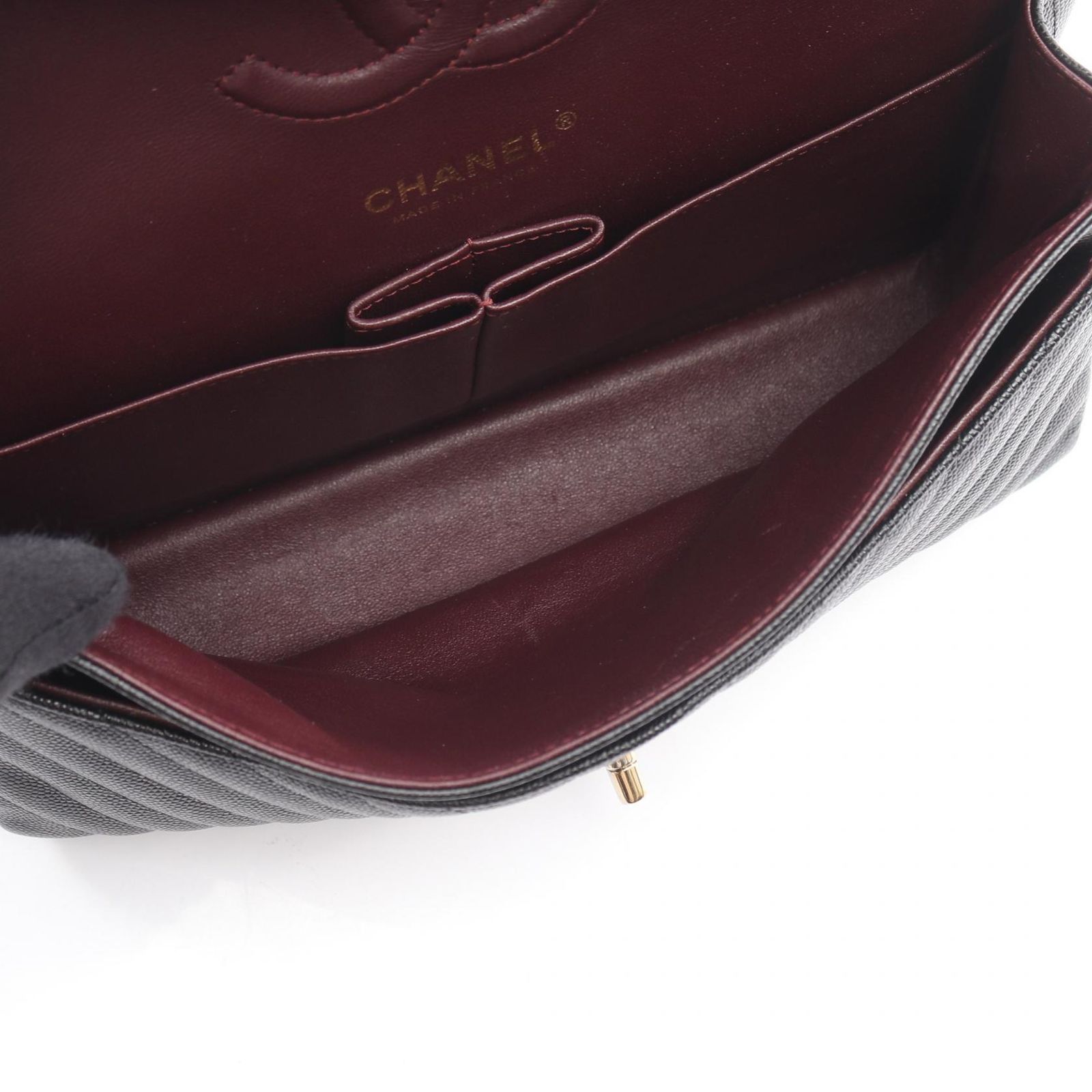 シャネル CHANEL ショルダーバッグ シェブロン Vステッチ Wフラップ