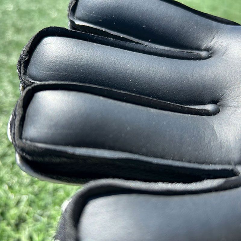 エレボス erebos  ダークネス2 フラット PKグリップ アナライズ  サッカー ゴールキーパーグローブ 手袋  25AW (1000191)、ブラック