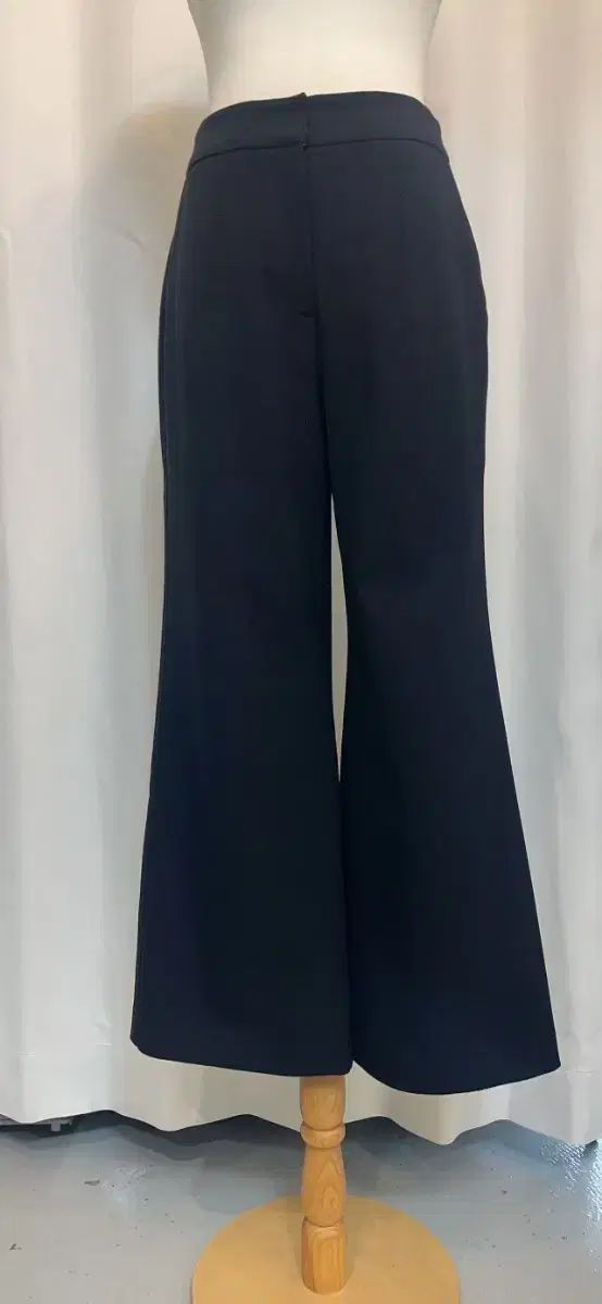 23年 LANVIN Collection ブラック スラックス 状態良好