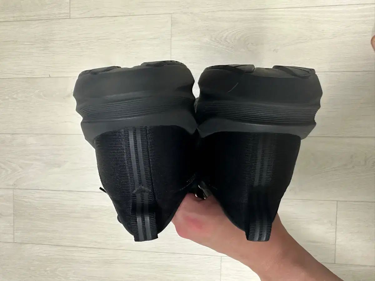  アシックス ノヴァブラスト5 オールブラック ワイド 285 その他 靴