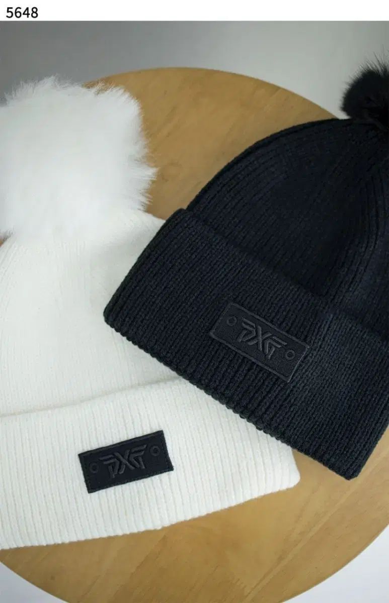 PXG WOMEN FOX FUR BEANIE