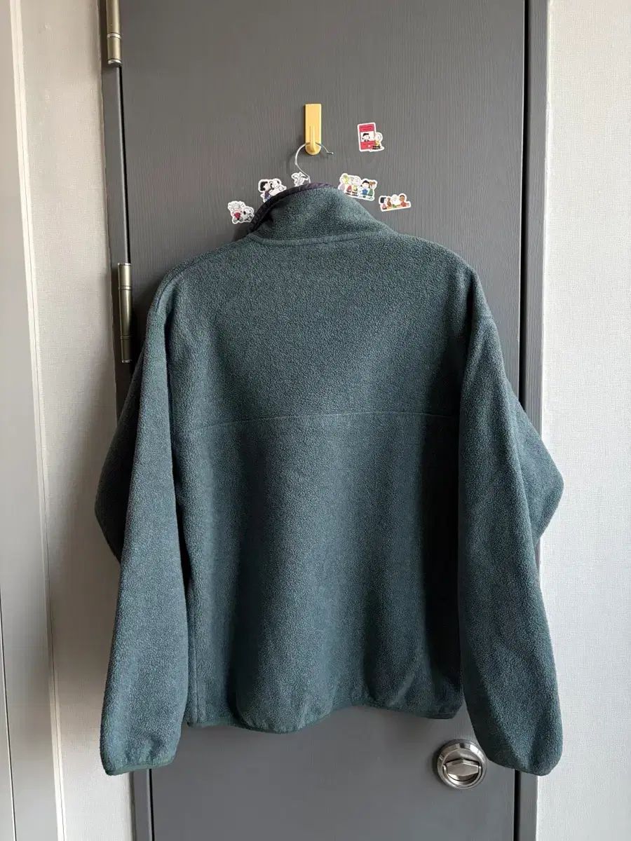 シンチラ グレー