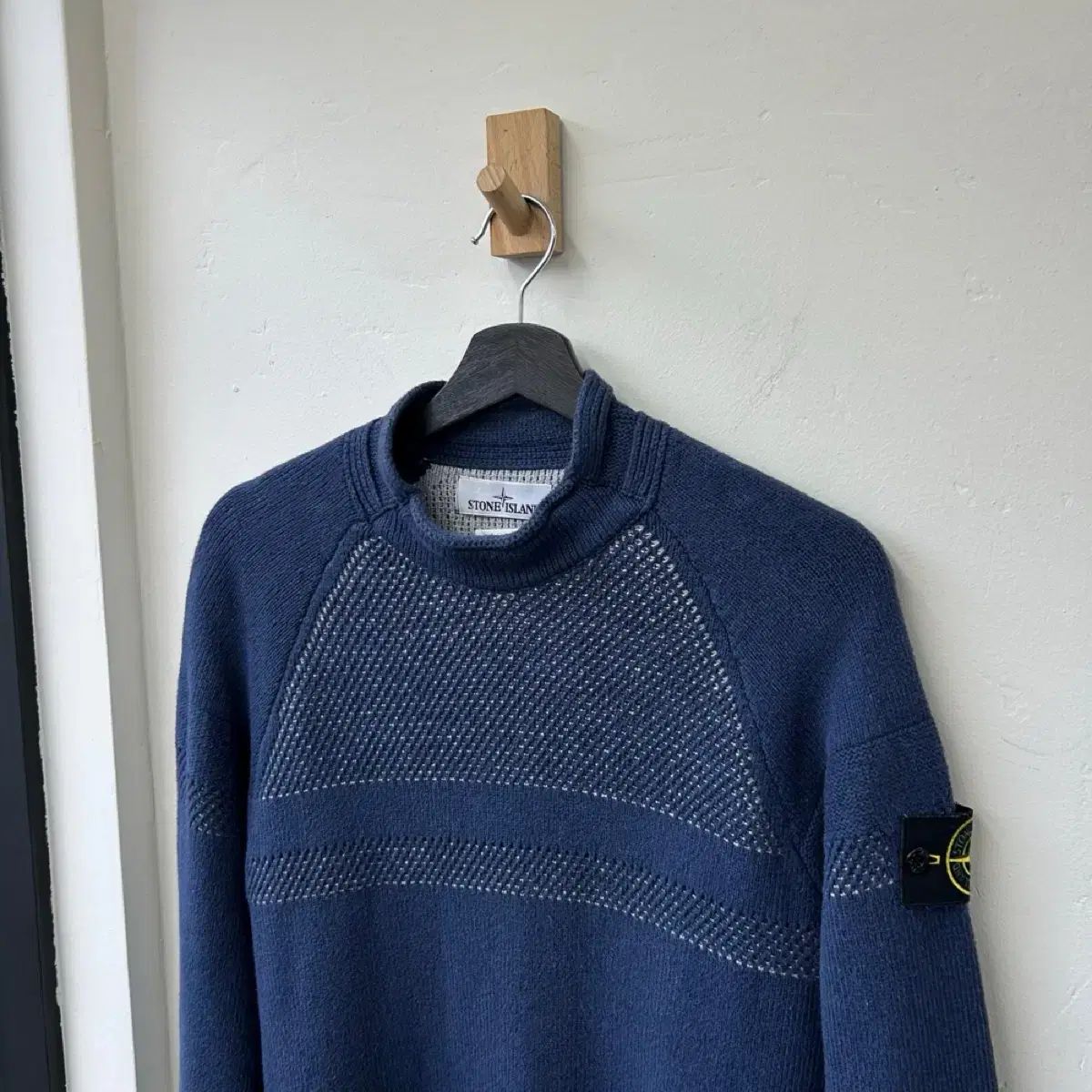 15713 - ストーンアイランド ワッペン ニット - メルカリ