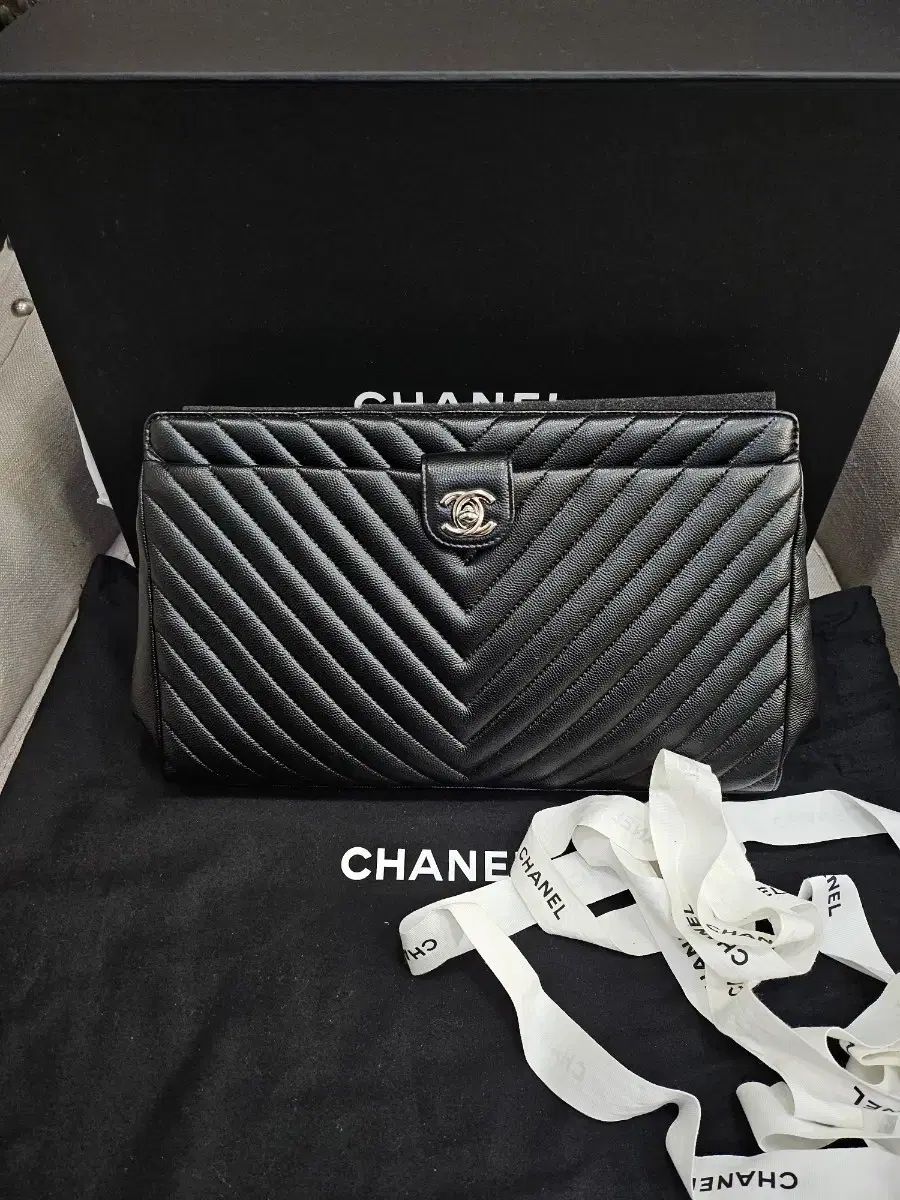 フルセット CHANEL シャネル 쉐브론 クラッチバッグ ブラック キャビア