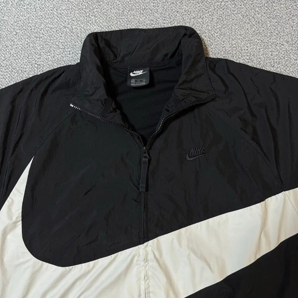 15万円 NIKE ウィンドブレーカー XXL - メルカリ