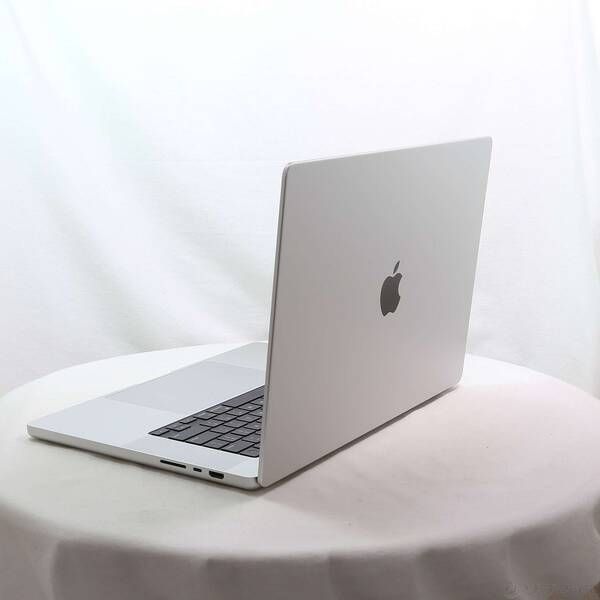 〔 品〕 MacBook Pro 16 2 inch Late 2025 MX U 3 J A Apple M 4 14コアCPU_20コアGPU 48 GB シルバー 〔15 Sequoia〕 262
