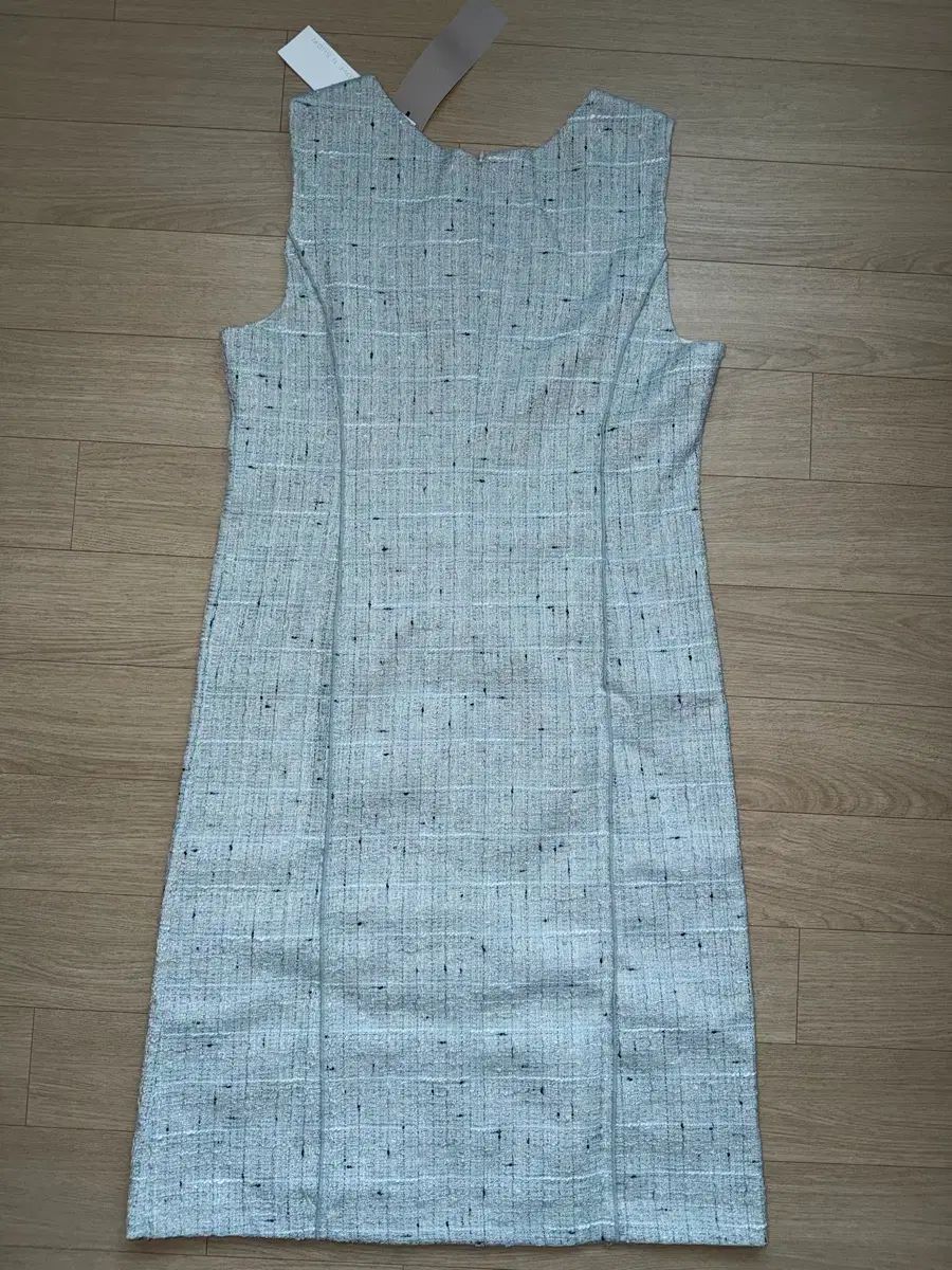 ツイードワンピース