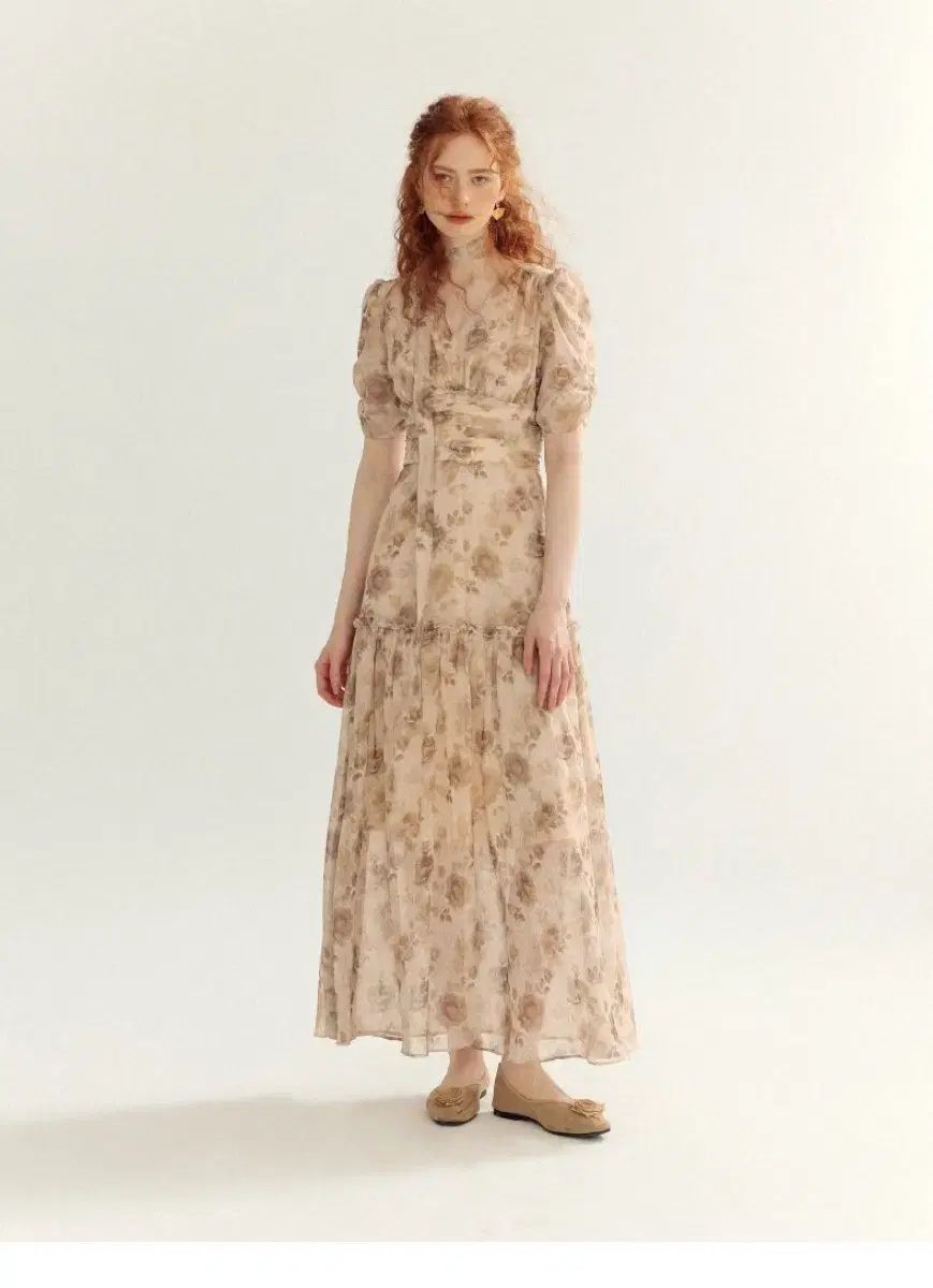 シンスゼン ビエンナ タイ ロング丈ワンピース フラワー パータン シフォン パフ 袖